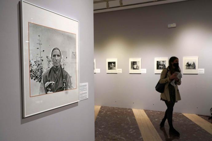Exposición de retratos de mujeres de Eulalia Abaitua
